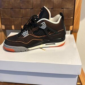 Air Jordan 4 Retro SE